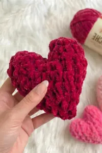 mini heart crochet pattern